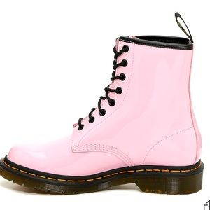 Dr. Marten’s 460 Light Pink Boot sz 9 ~ NWOT